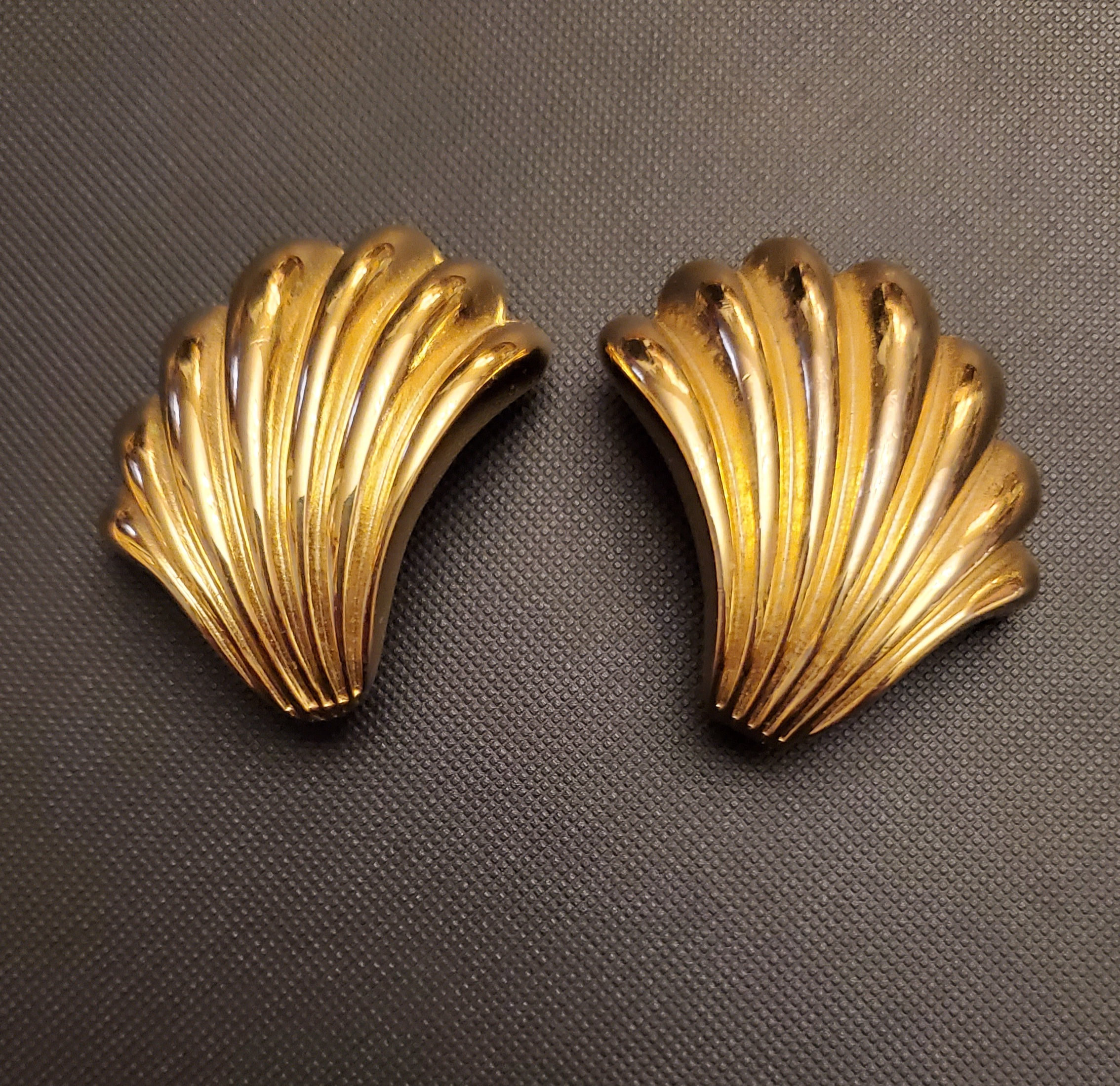 VTG Signed GIVENCHY Clip On Earrings 